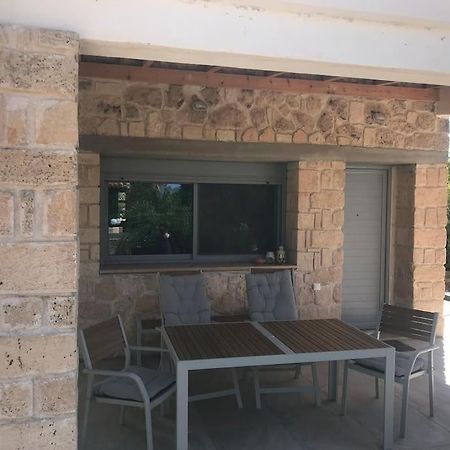 Πέτρινη Κατοικία Στην Αίγινα - Stone House In Aigina Khloi Extérieur photo