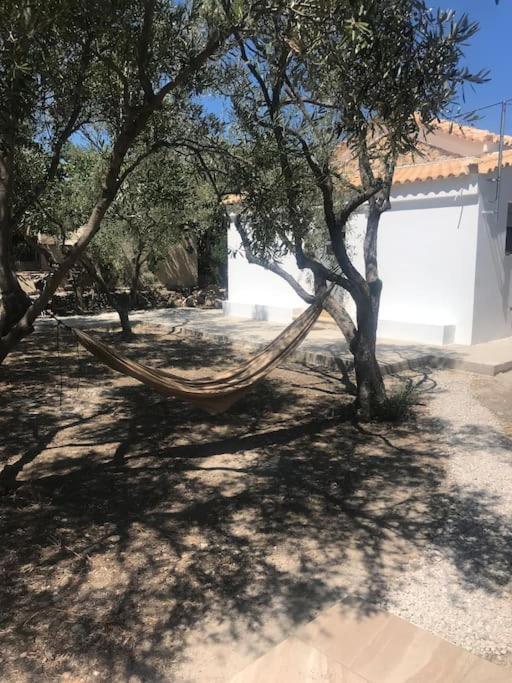 Πέτρινη Κατοικία Στην Αίγινα - Stone House In Aigina Khloi Extérieur photo