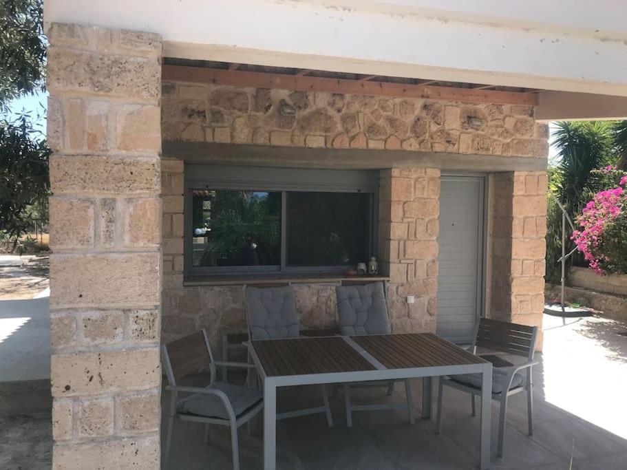 Πέτρινη Κατοικία Στην Αίγινα - Stone House In Aigina Khloi Extérieur photo